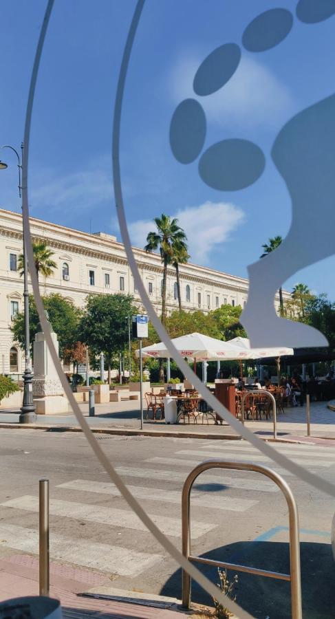 Nicolai63 Hotel Bari Luaran gambar